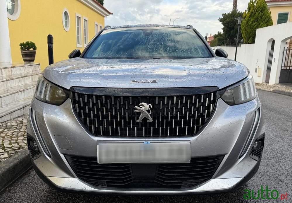 2021' Peugeot 2008 1.2 Puretech Gt Line photo #2