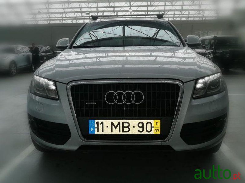 2011' Audi Q5 photo #3