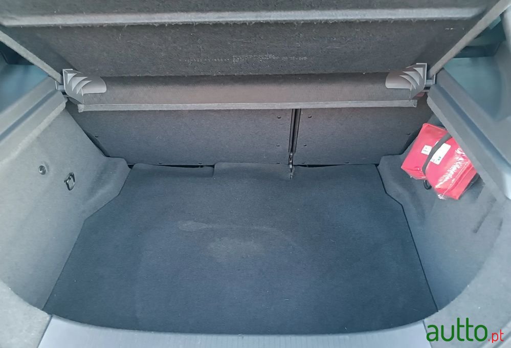 2007' Opel Astra Gtc 1.3 Cdti photo #2