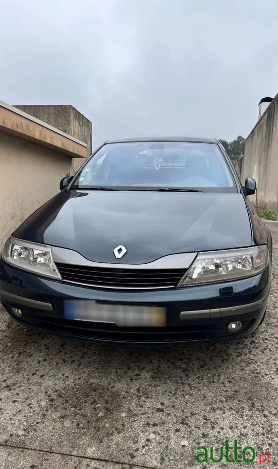 2002' Renault Laguna 1.6 Privilège photo #1