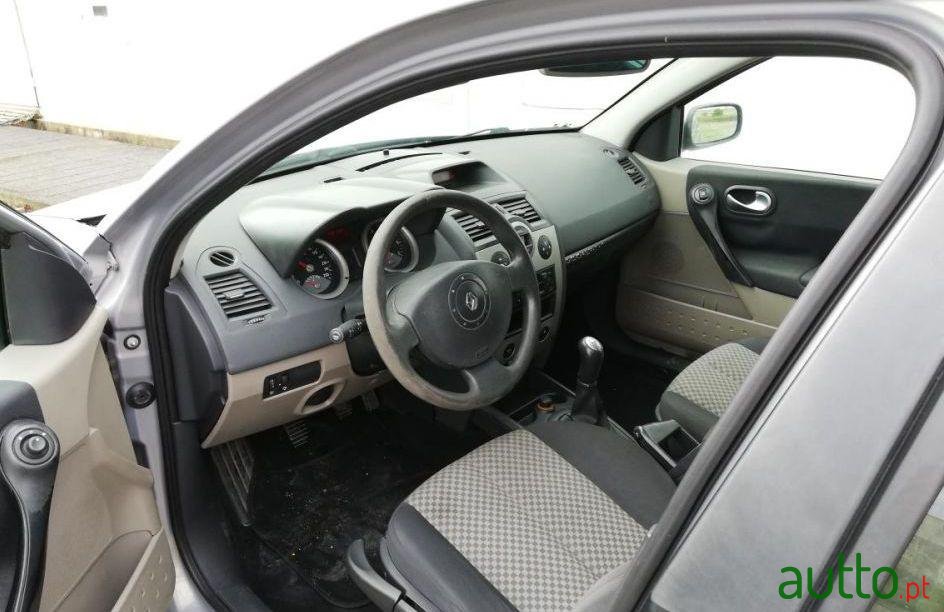 2003' Renault Megane 1.5 Dci photo #3
