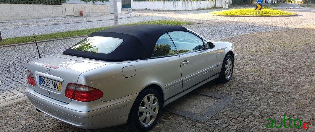1999' Mercedes-Benz Clk-200 Cabrio photo #3