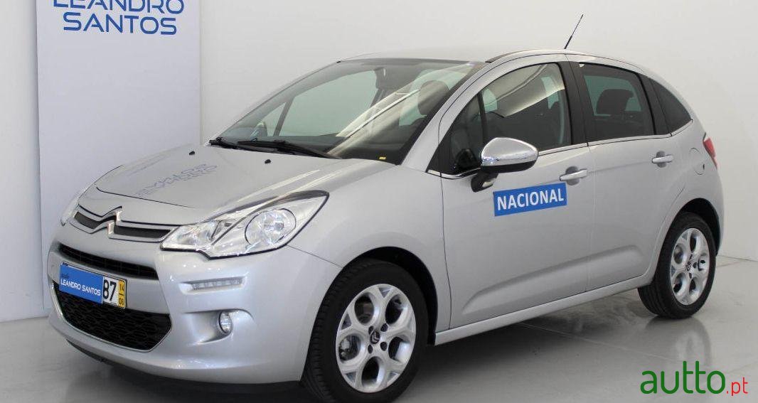 2014' Citroen C3 1.2 Puretech Seduction photo #1