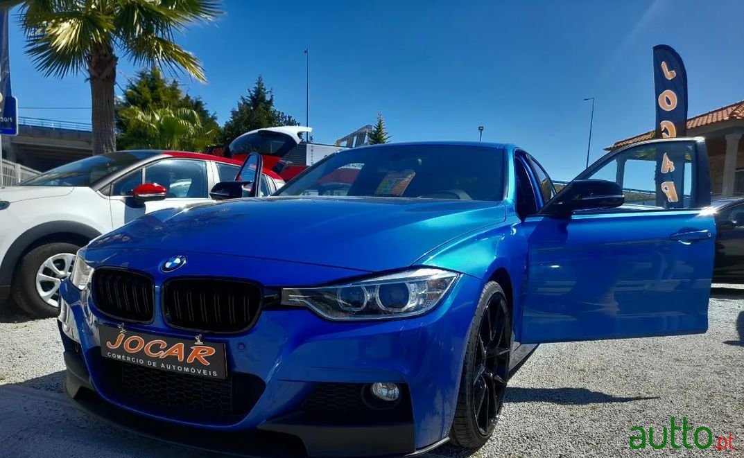 2014' BMW 318 photo #2