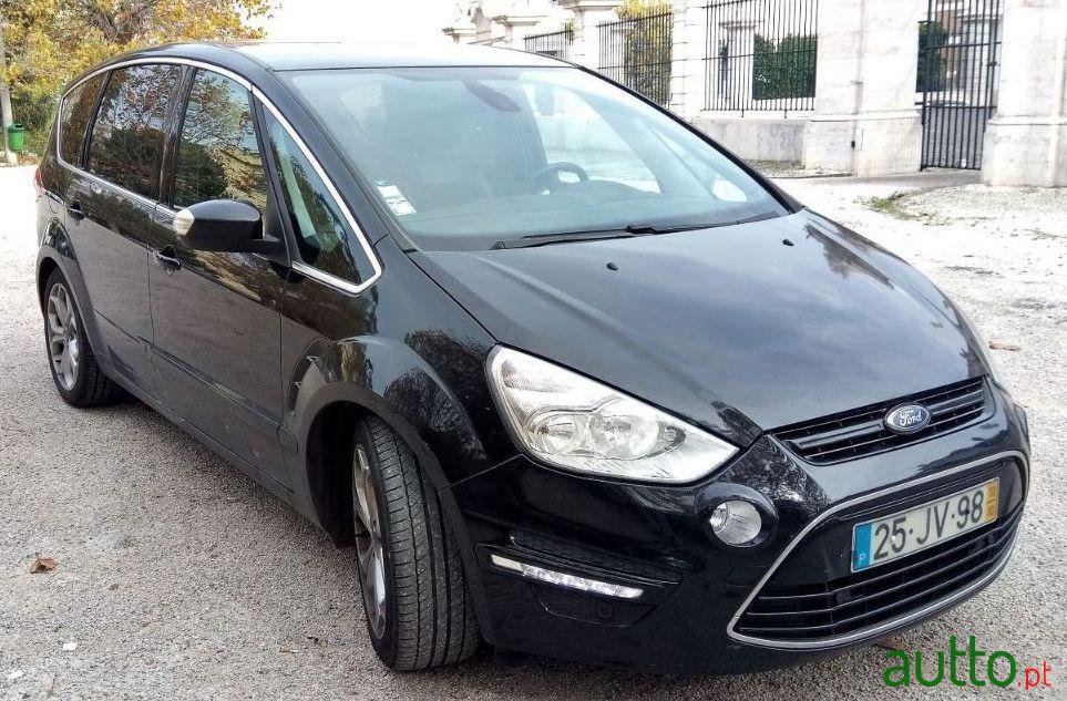 2010' Ford S-Max photo #1