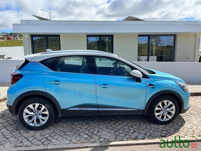 2020' Renault Captur 1.6 E-Tech Plug-In Intens photo #5