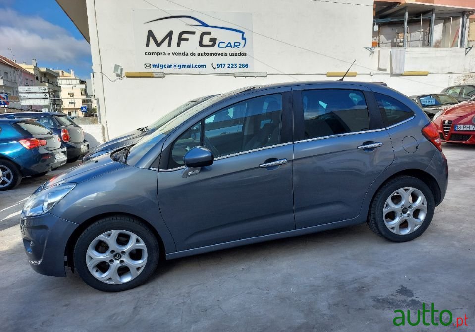 2011' Citroen C3 photo #5