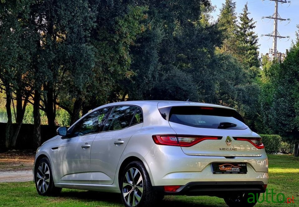 2017' Renault Megane photo #3