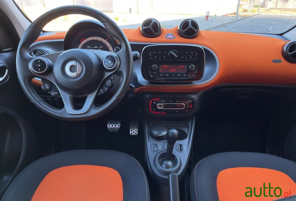 2016' Smart Forfour photo #5