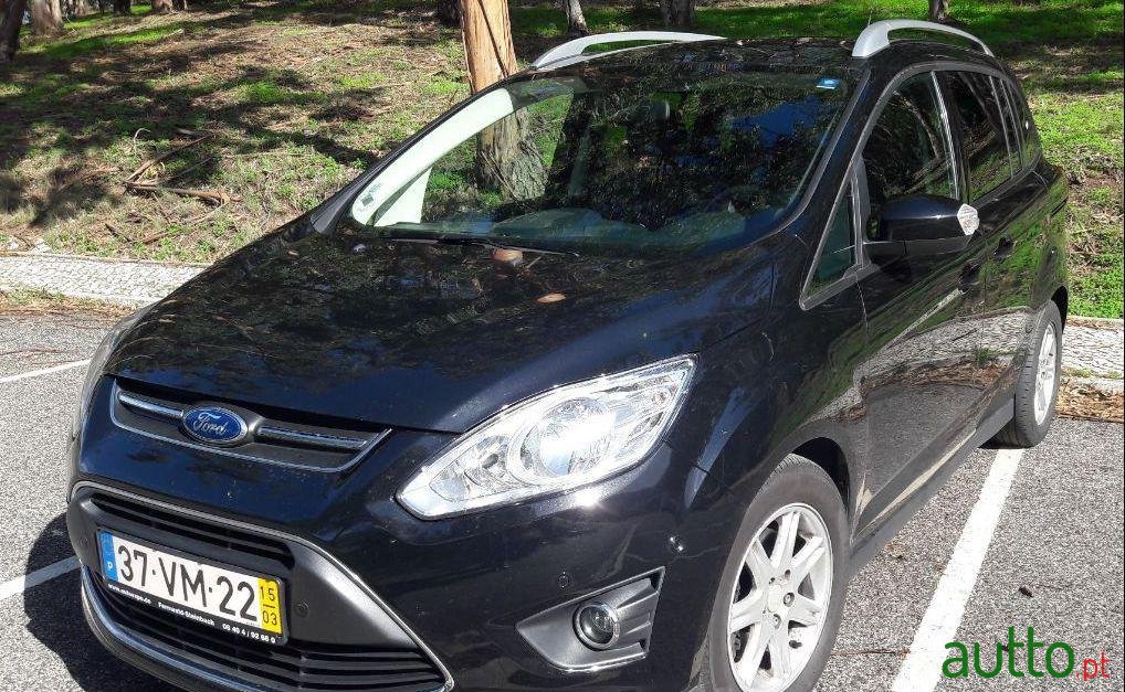 2015' Ford Grand C-MAX photo #1