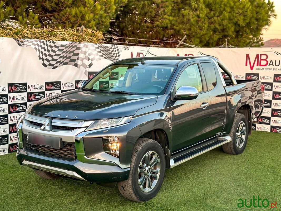 2022' Mitsubishi L200 photo #2