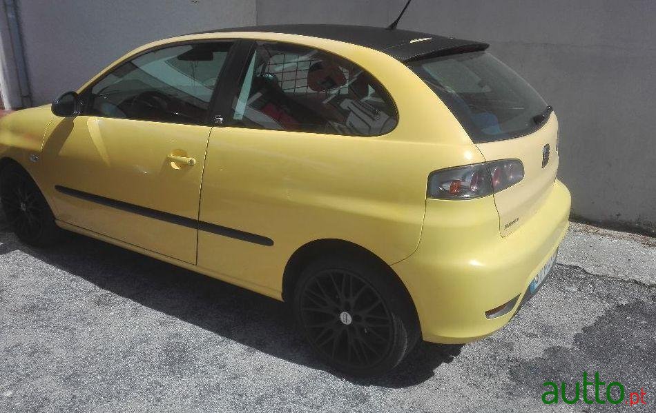 2005' SEAT Ibiza Fr photo #2