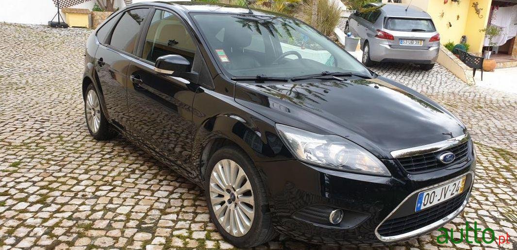 2010' Ford Focus Titanium X photo #2