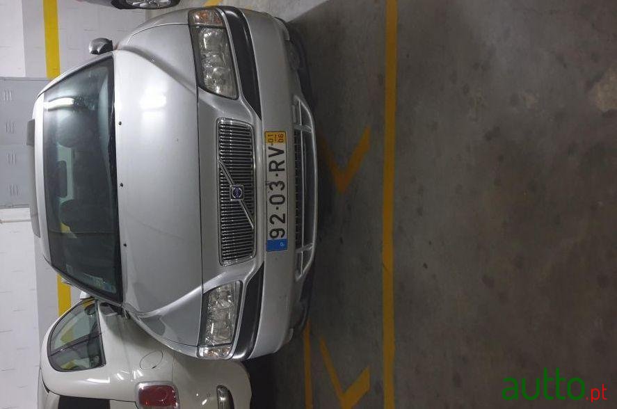 2001' Volvo S80 2.0 T photo #3