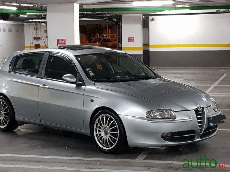 2002' Alfa Romeo 147 photo #1