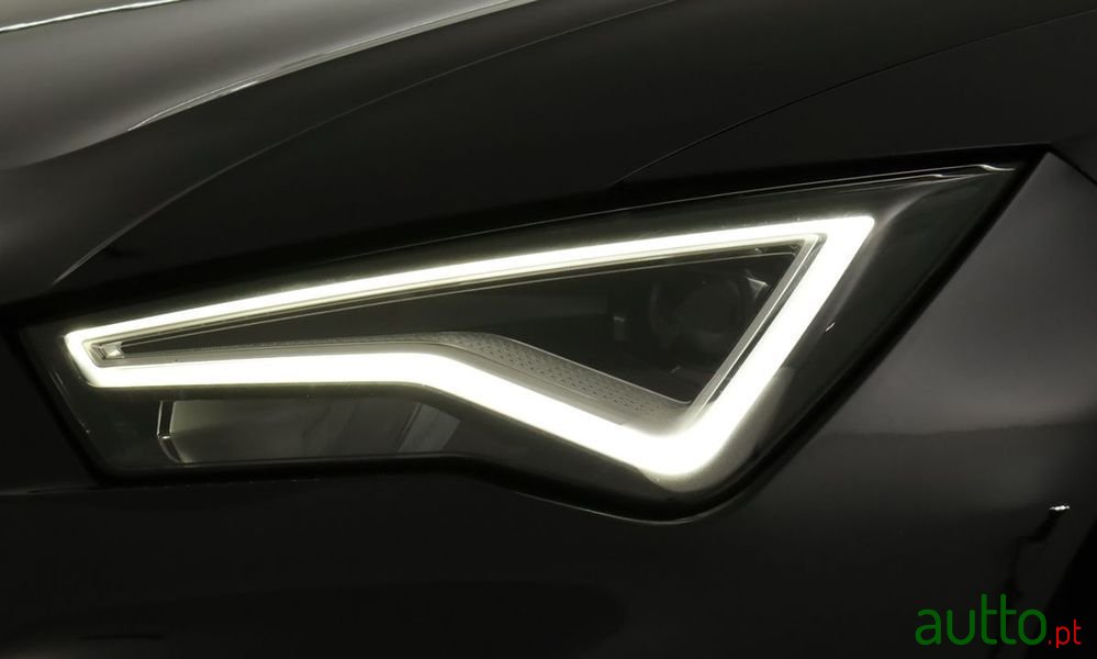 2022' SEAT Ateca 1.0 Tsi Style photo #6