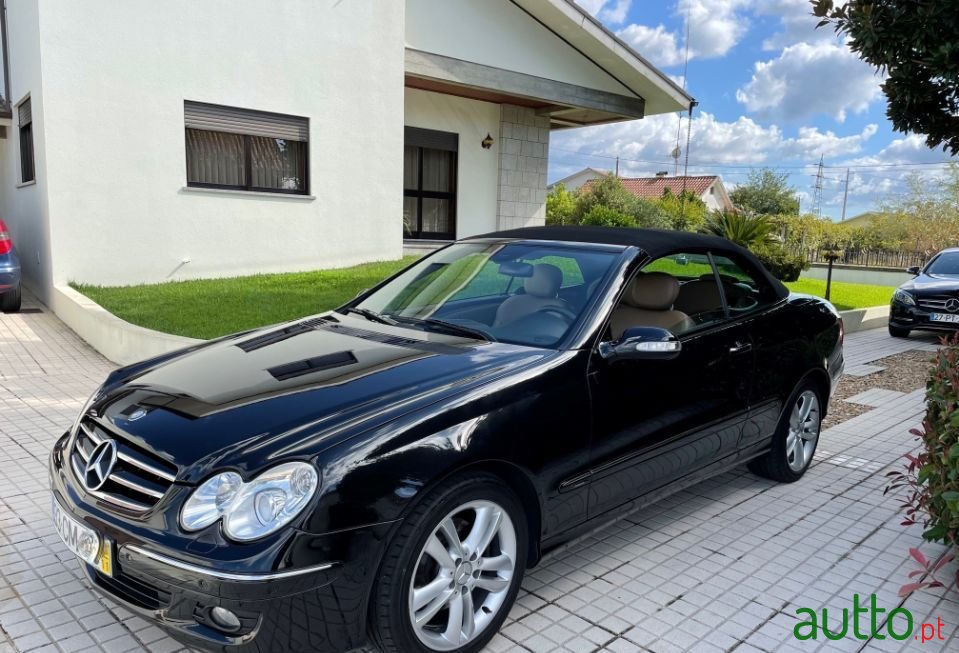 2006' Mercedes-Benz Clk-200 photo #3