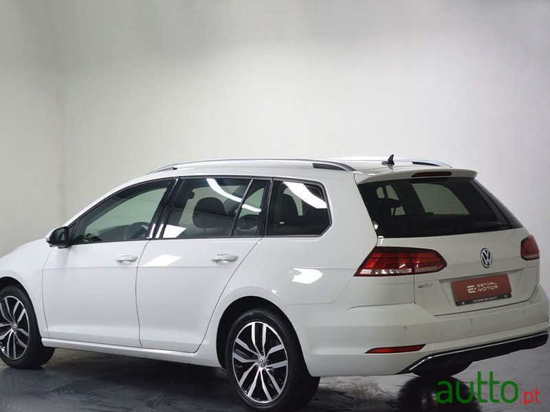 2019' Volkswagen Golf Variant photo #3