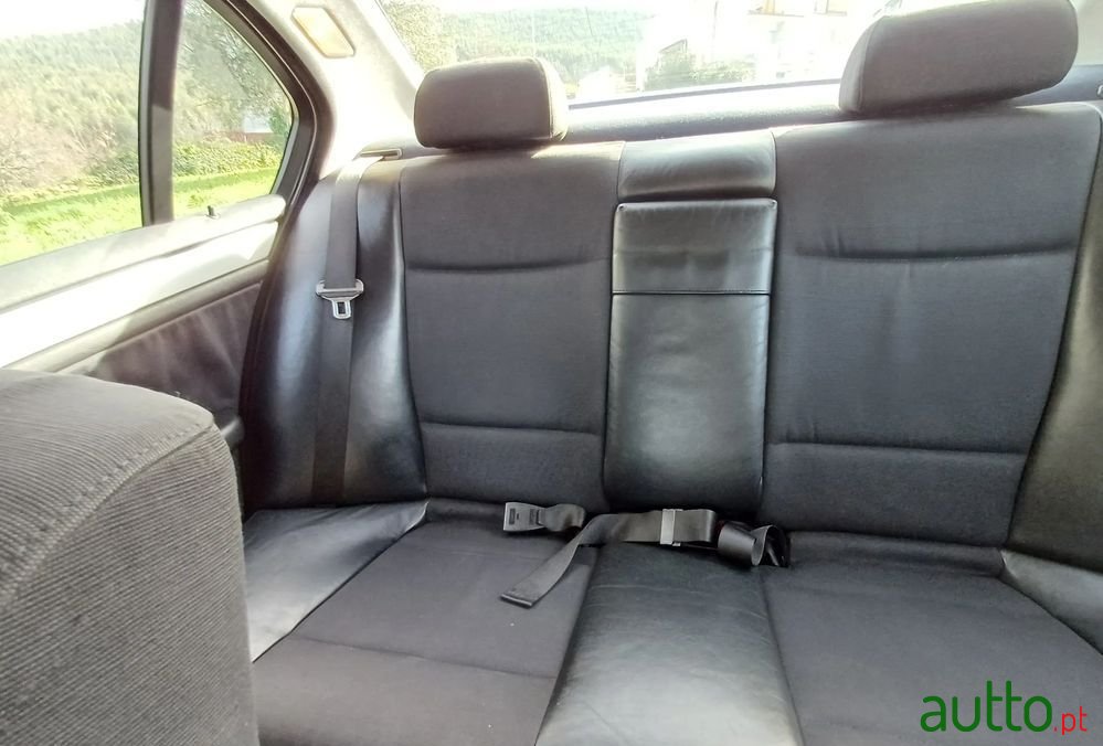 2000' BMW 320 D photo #6