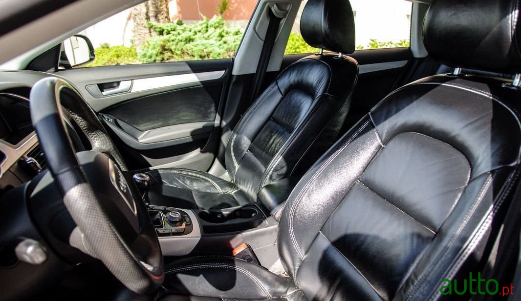 2010' Audi A5 Sportback photo #4