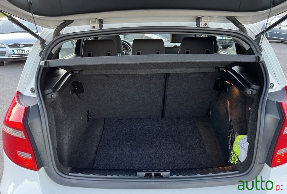 2008' BMW 118 photo #4