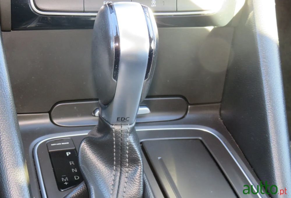 2018' Renault Talisman Sport Tourer photo #5