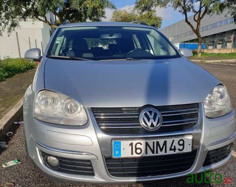 2007' Volkswagen Golf Variant photo #3