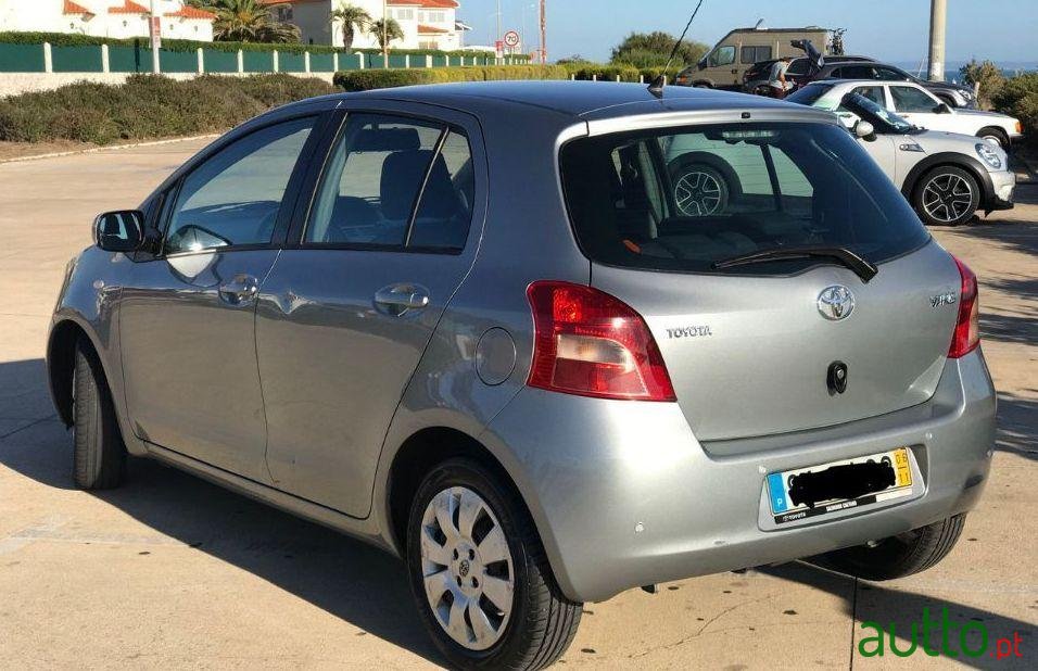 2006' Toyota Yaris photo #4