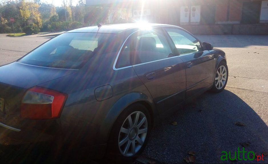 2002' Audi A4 2.5 Tdi Quattro photo #1