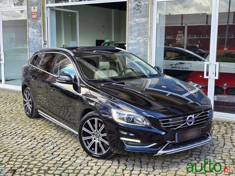 2014' Volvo V60 photo #2