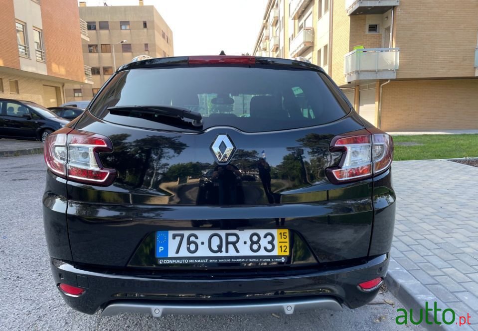 2015' Renault Megane Sport Tourer photo #4