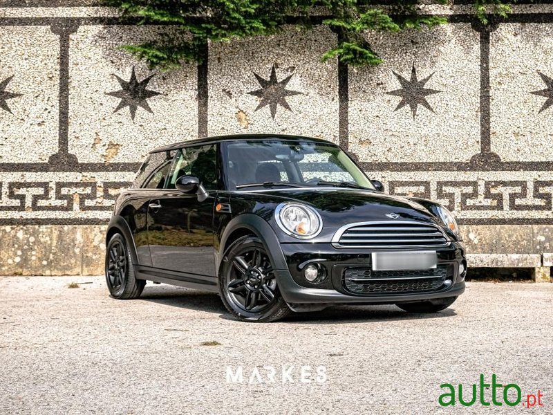 2012' MINI Cooper photo #3