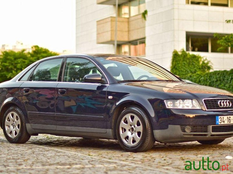 2002' Audi A4 1.9 Tdi Executive photo #2