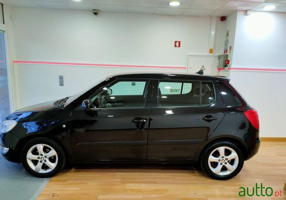 2011' Skoda Fabia 1.2 Tsi Ambiente photo #1