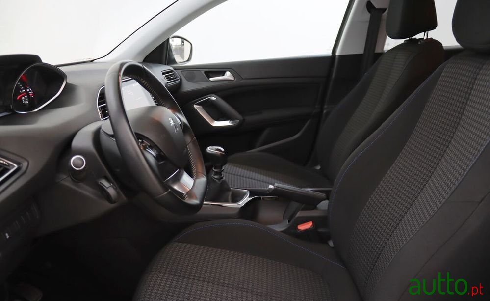 2019' Peugeot 308 Sw photo #4