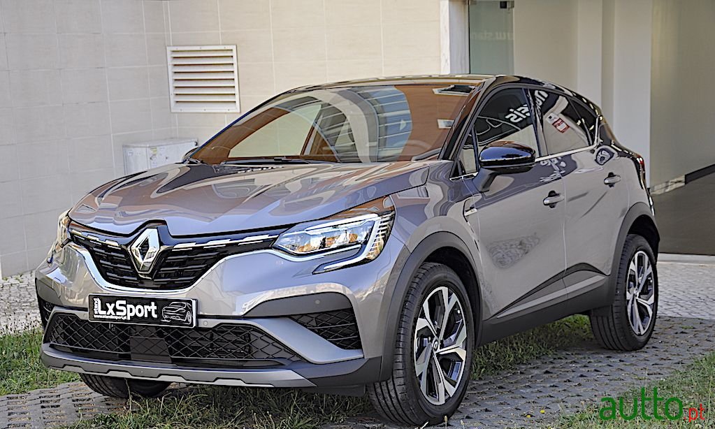 2022' Renault Captur photo #1