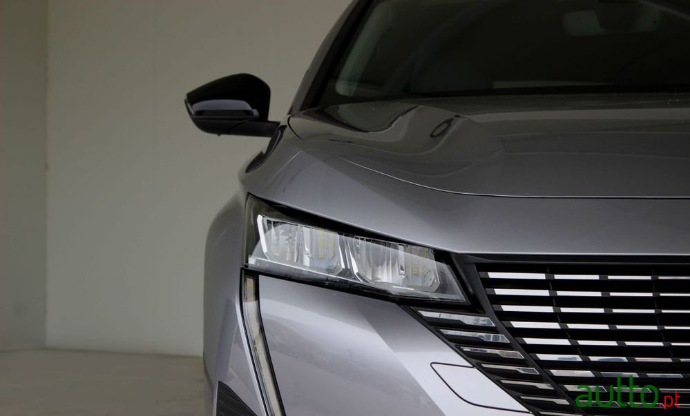 2024' Peugeot 308 photo #5