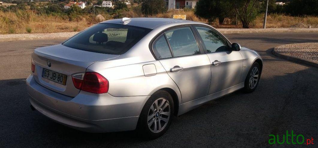 2007' BMW 318 2.0    143 Cv photo #3