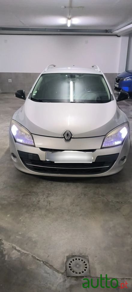 2019' Renault Mégane Sport Tourer photo #3