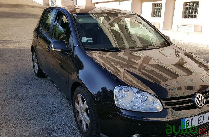 2007' Volkswagen Golf 1.9 Tdi Confortline photo #1