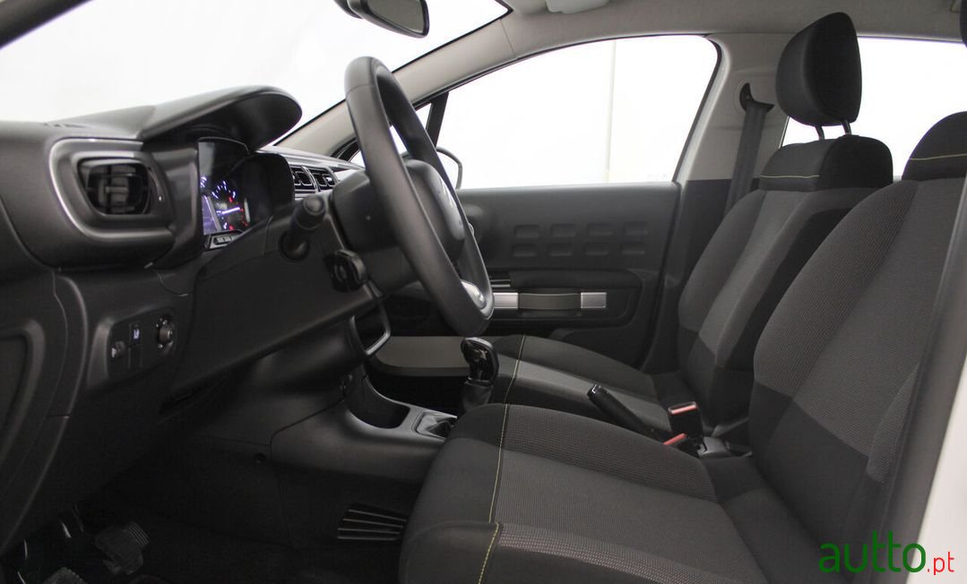 2019' Citroen C3 photo #4