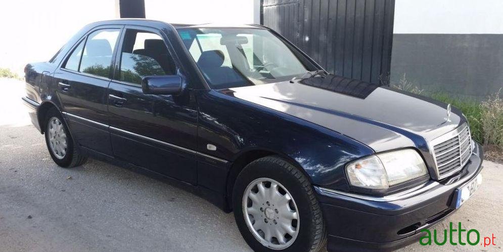 1998' Mercedes-Benz C-220 photo #1