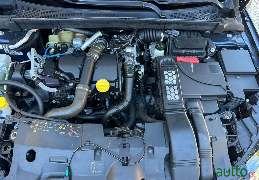 2016' Renault Mégane Sport Tourer photo #3