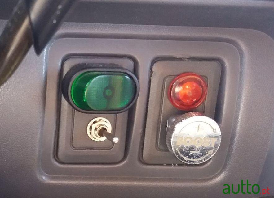 1995' Mitsubishi Pajero Mk2 photo #3