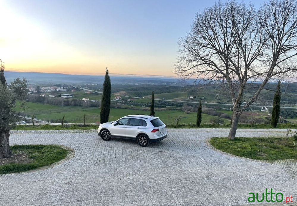 2022' Volkswagen Tiguan 1.5 Tsi Life photo #1