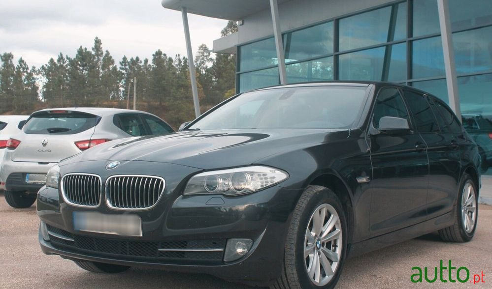 2011' BMW Série 5 photo #3