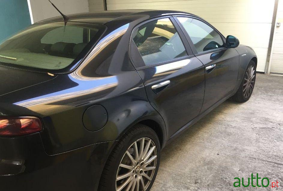 2008' Alfa Romeo 159 1.9 Jtdm 16V photo #3