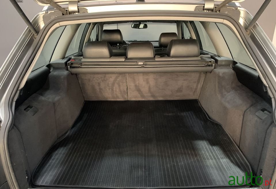 2002' Audi A6 Allroad photo #4