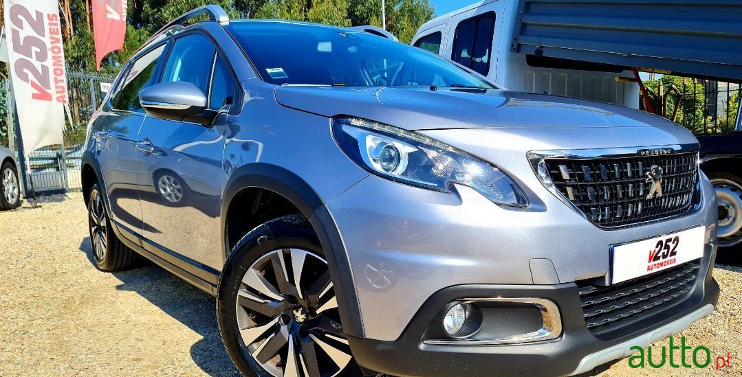 2018' Peugeot 2008 photo #1