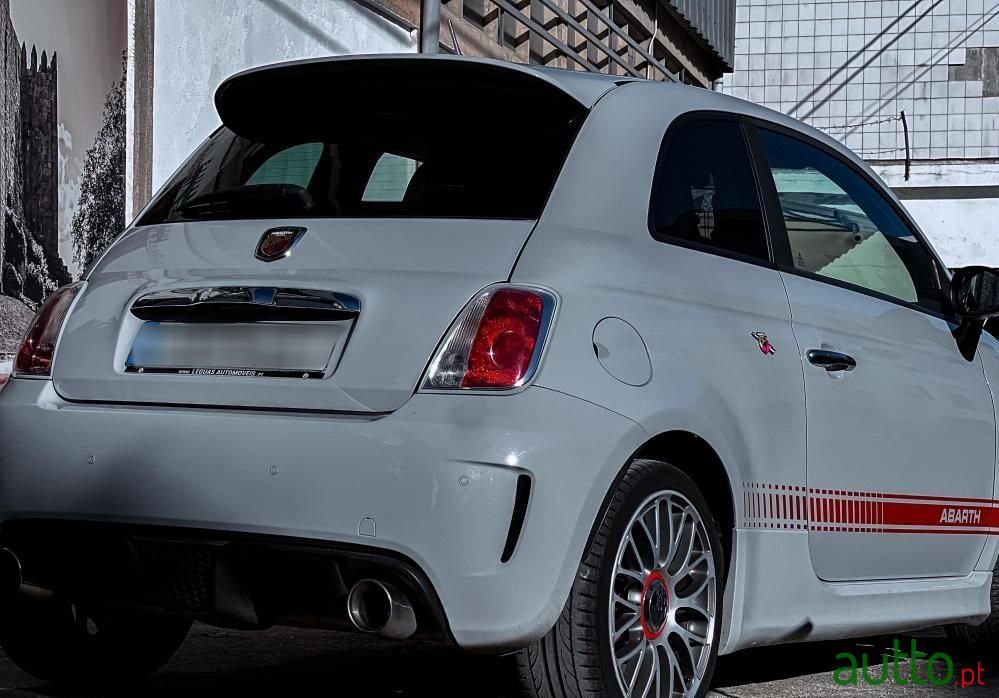 2012' Fiat 500 Abarth photo #2